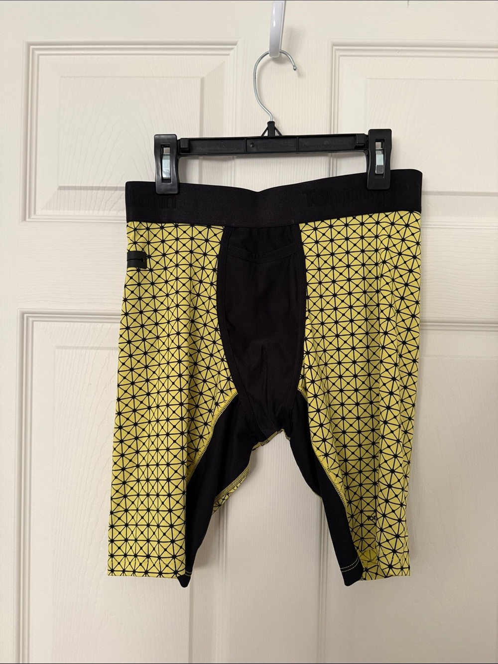 Tommy John 360 sport boxer briefs Geometric Yellow & Black Cycling Shorts